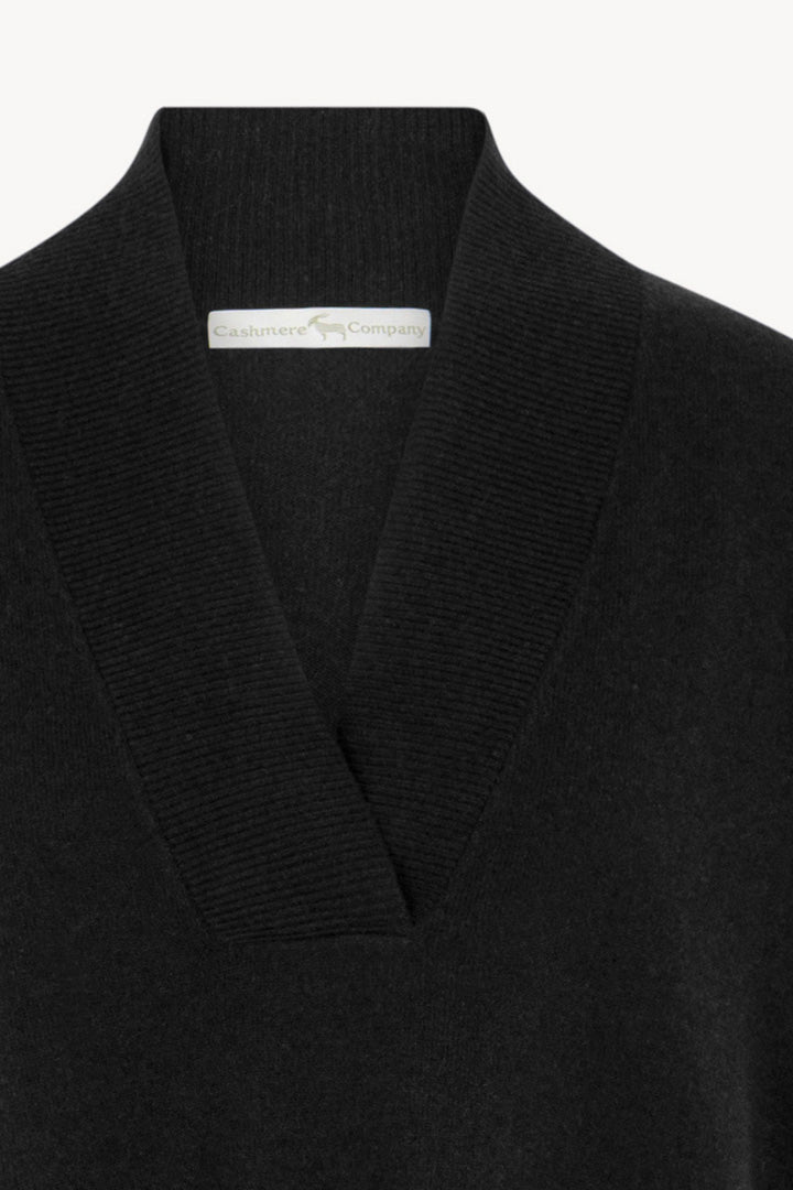 Maglia Over Collo a Scialle in Puro Cashmere Nero