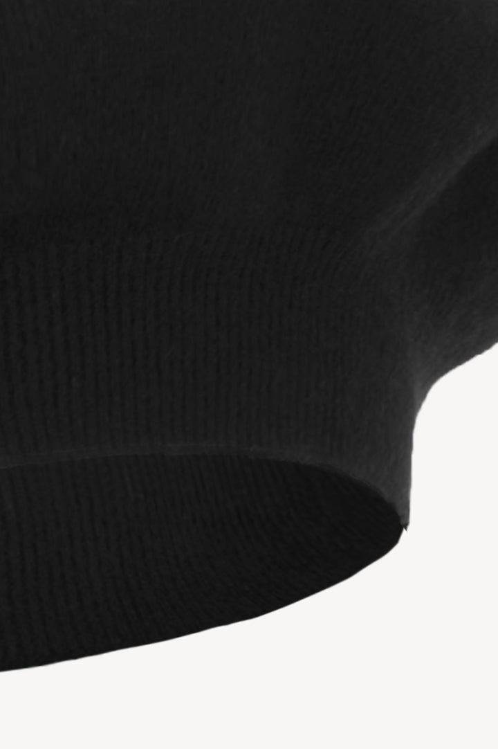 Basco in Maglia in Puro Cashmere Nero