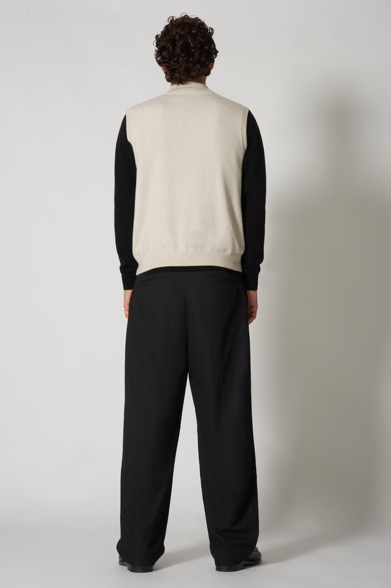 Gilet con Zip in Puro Cashmere Avena