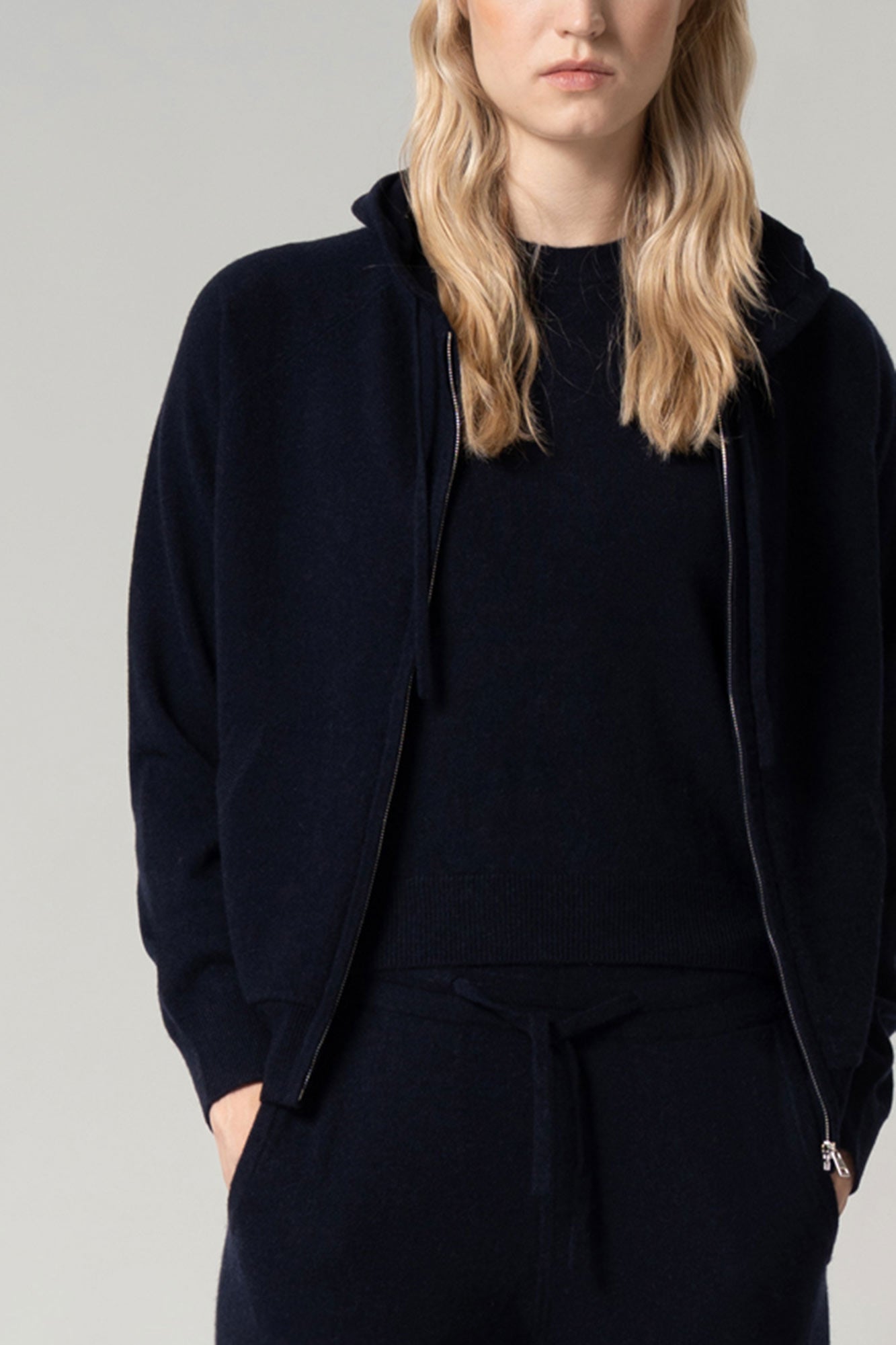 Felpa Donna con Cappuccio in Puro Cashmere Navy