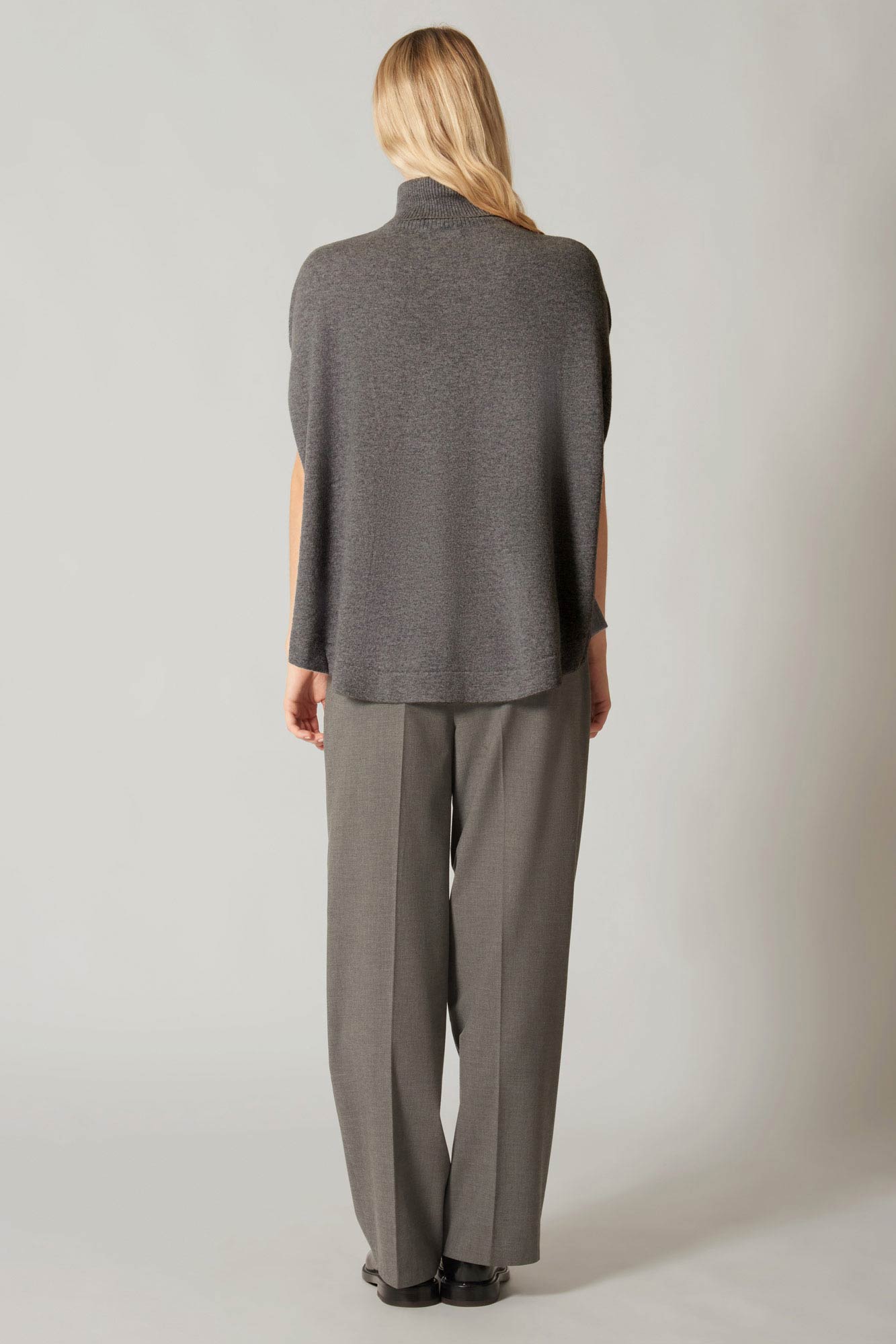 Cappa a Collo Alto con Spacchetto in Puro Cashmere Derby