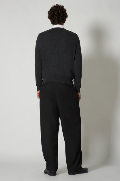 Maglia Girocollo in Puro Cashmere Almost Black