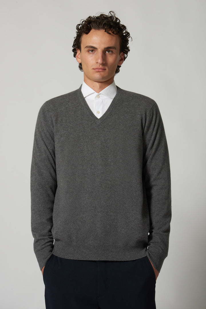 Maglia Scollo a V in Puro Cashmere Flanella