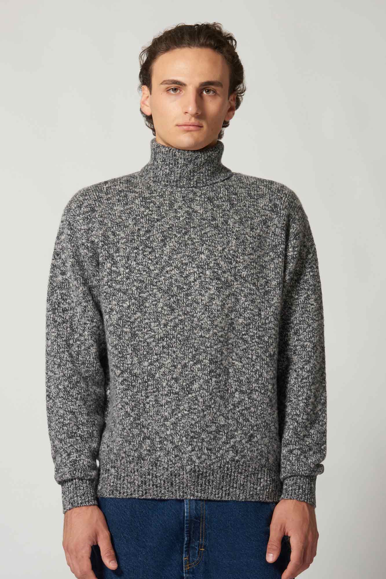 Dolcevita in Filato Bottonato in Puro Cashmere Blu bottonato