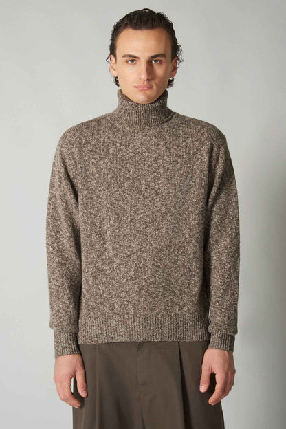 Dolcevita in Filato Bottonato in Puro Cashmere Corteccia