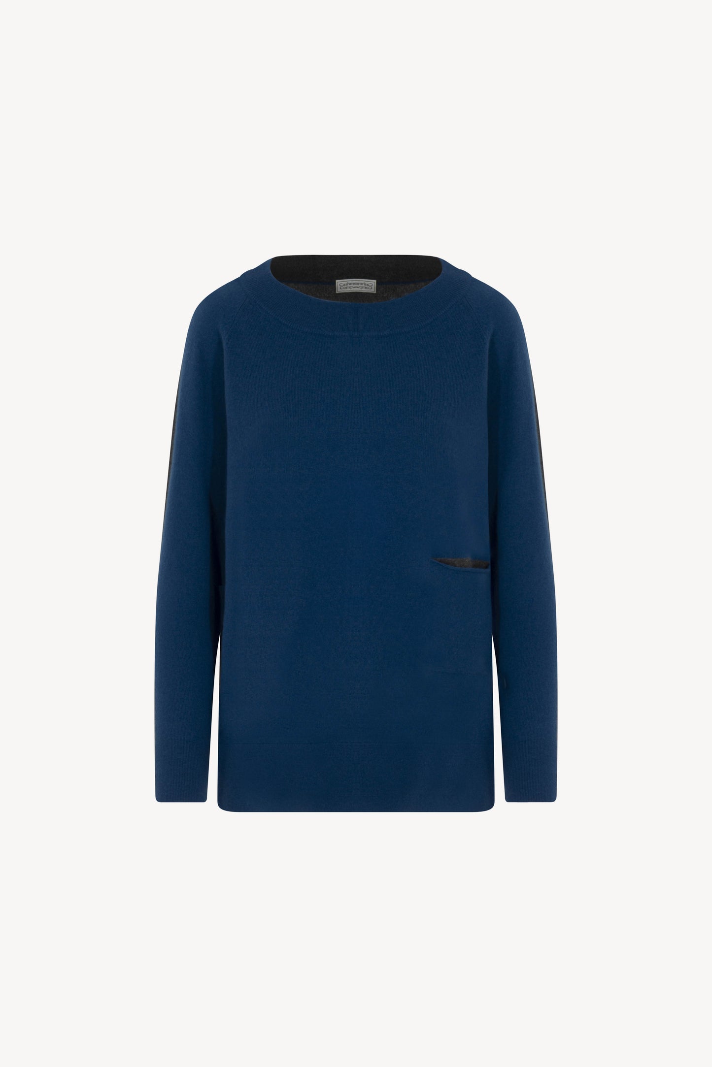 Raglan sweater with pure cashmere pocket